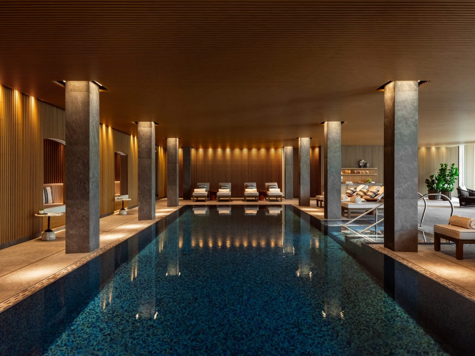 Rosewood Schloss Fuschl – Indoor Pool im Asaya Spa